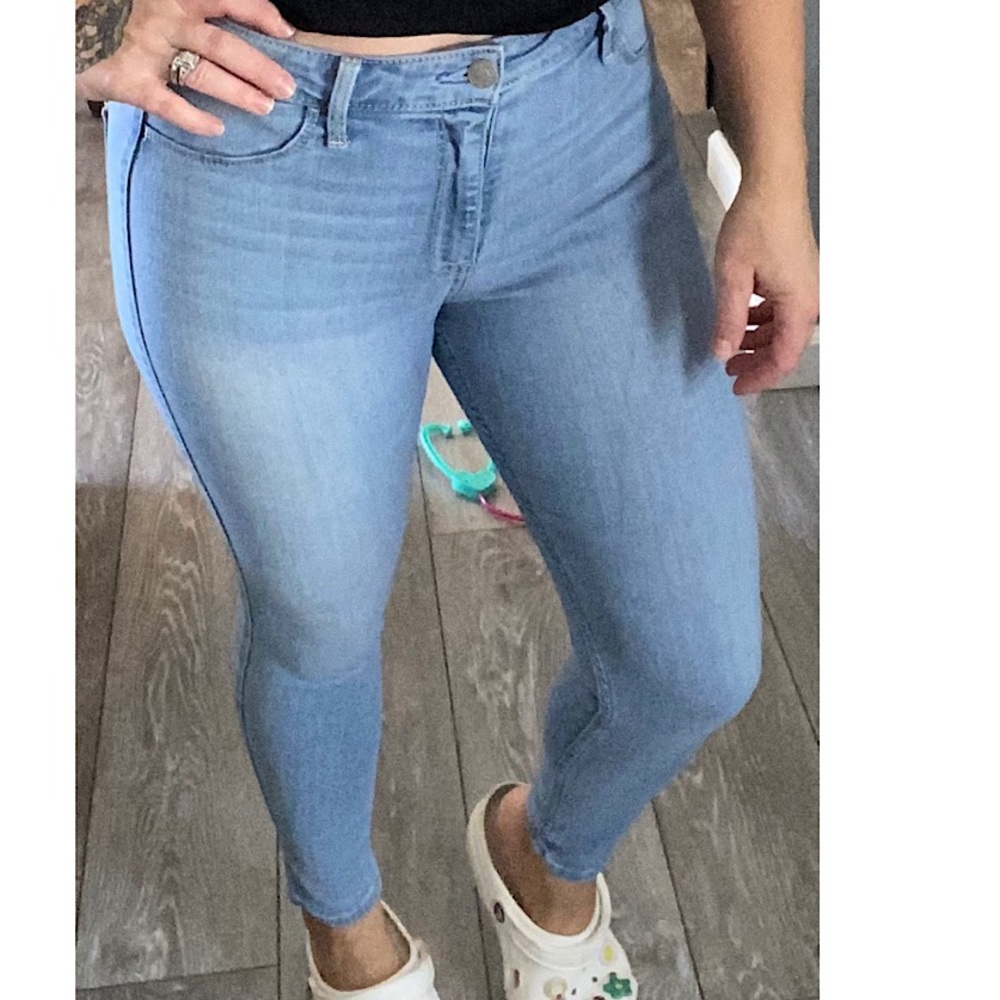 Hollister low rise jean legging